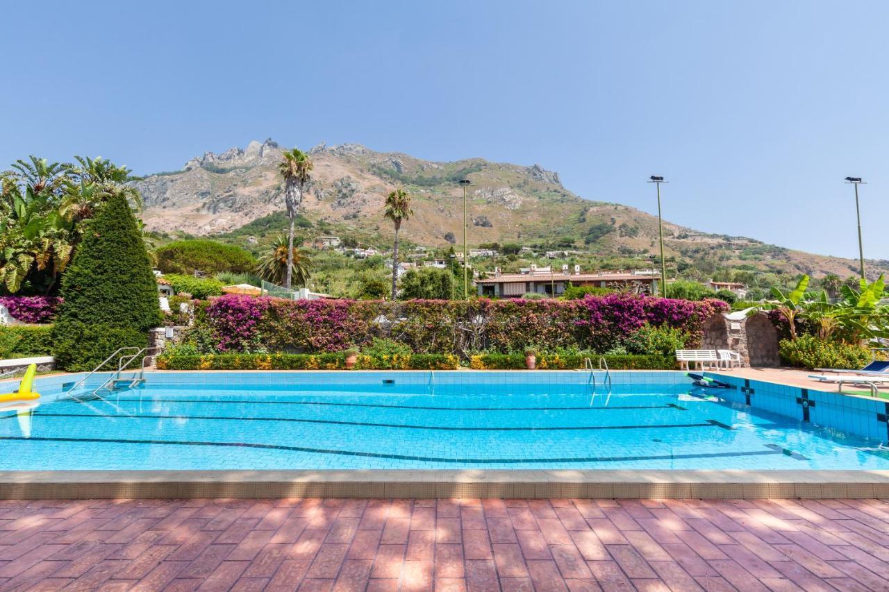 Villetta Con Giardino Esclusivo Di 1000 Mq, Piscina, Tennis, Calcio, Bocce Forio di Ischia Exteriér fotografie