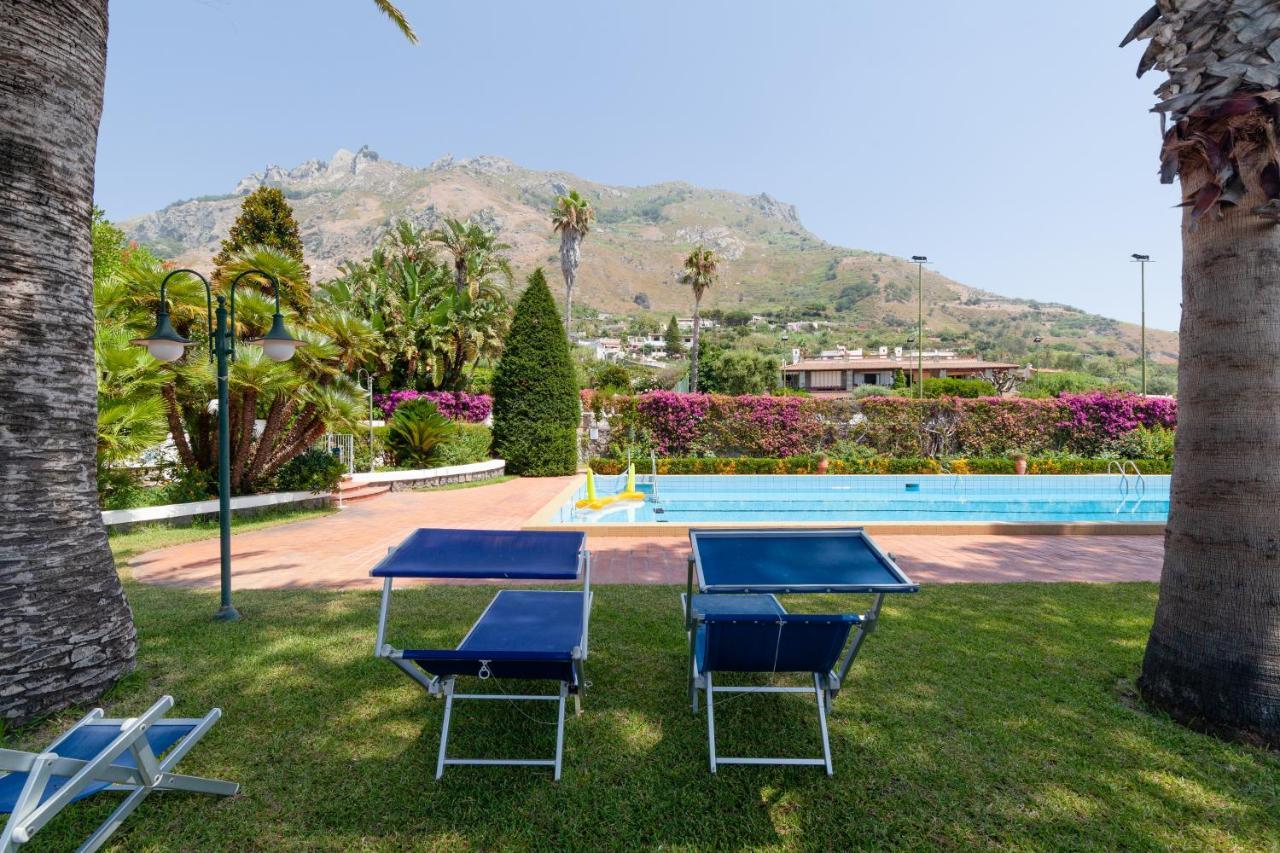 Villetta Con Giardino Esclusivo Di 1000 Mq, Piscina, Tennis, Calcio, Bocce Forio di Ischia Exteriér fotografie