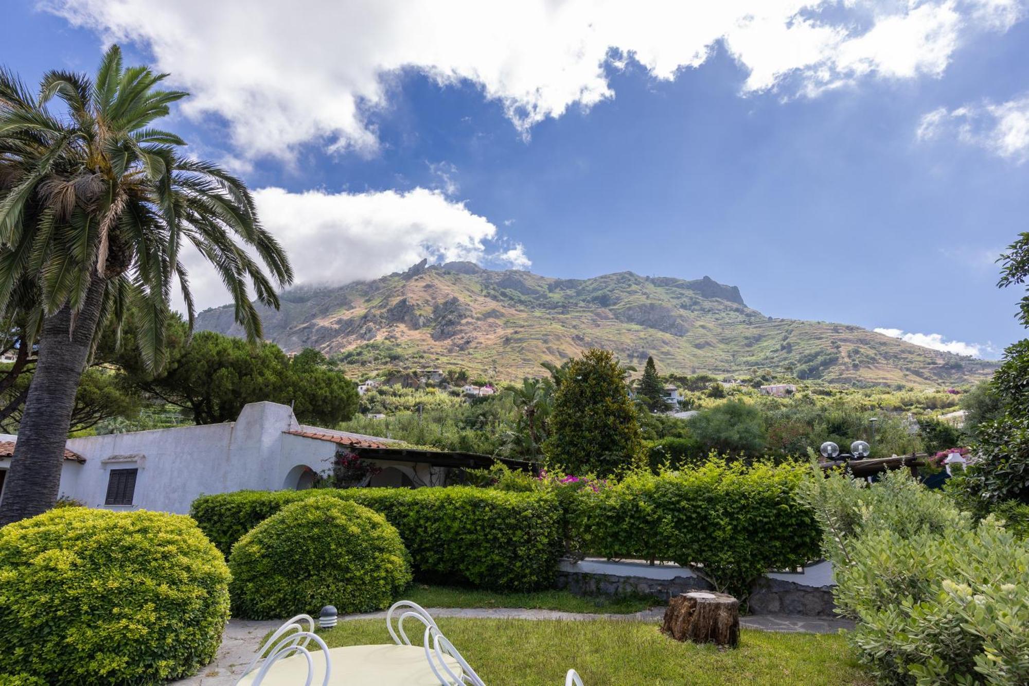 Villetta Con Giardino Esclusivo Di 1000 Mq, Piscina, Tennis, Calcio, Bocce Forio di Ischia Exteriér fotografie