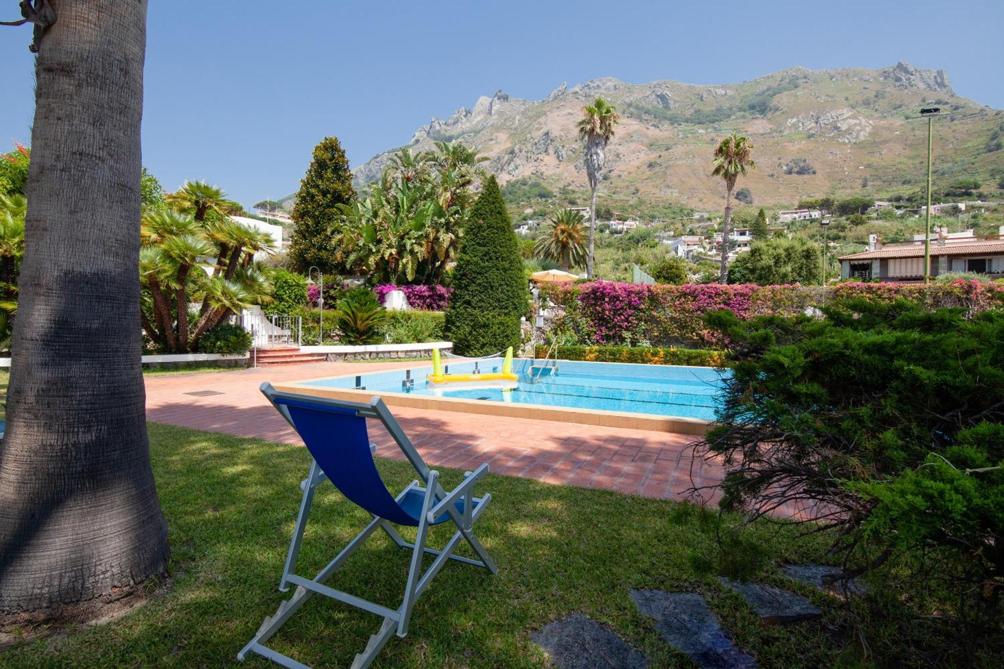 Villetta Con Giardino Esclusivo Di 1000 Mq, Piscina, Tennis, Calcio, Bocce Forio di Ischia Exteriér fotografie