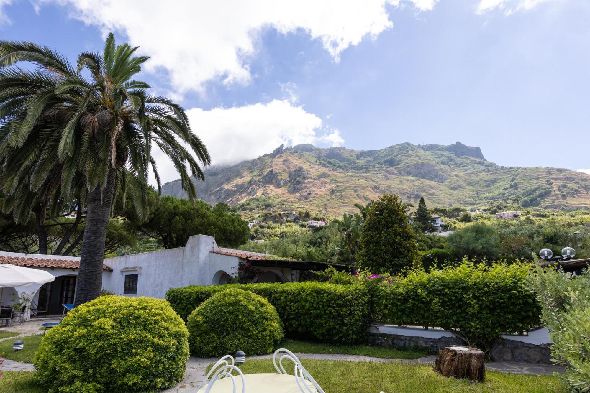 Villetta Con Giardino Esclusivo Di 1000 Mq, Piscina, Tennis, Calcio, Bocce Forio di Ischia Exteriér fotografie